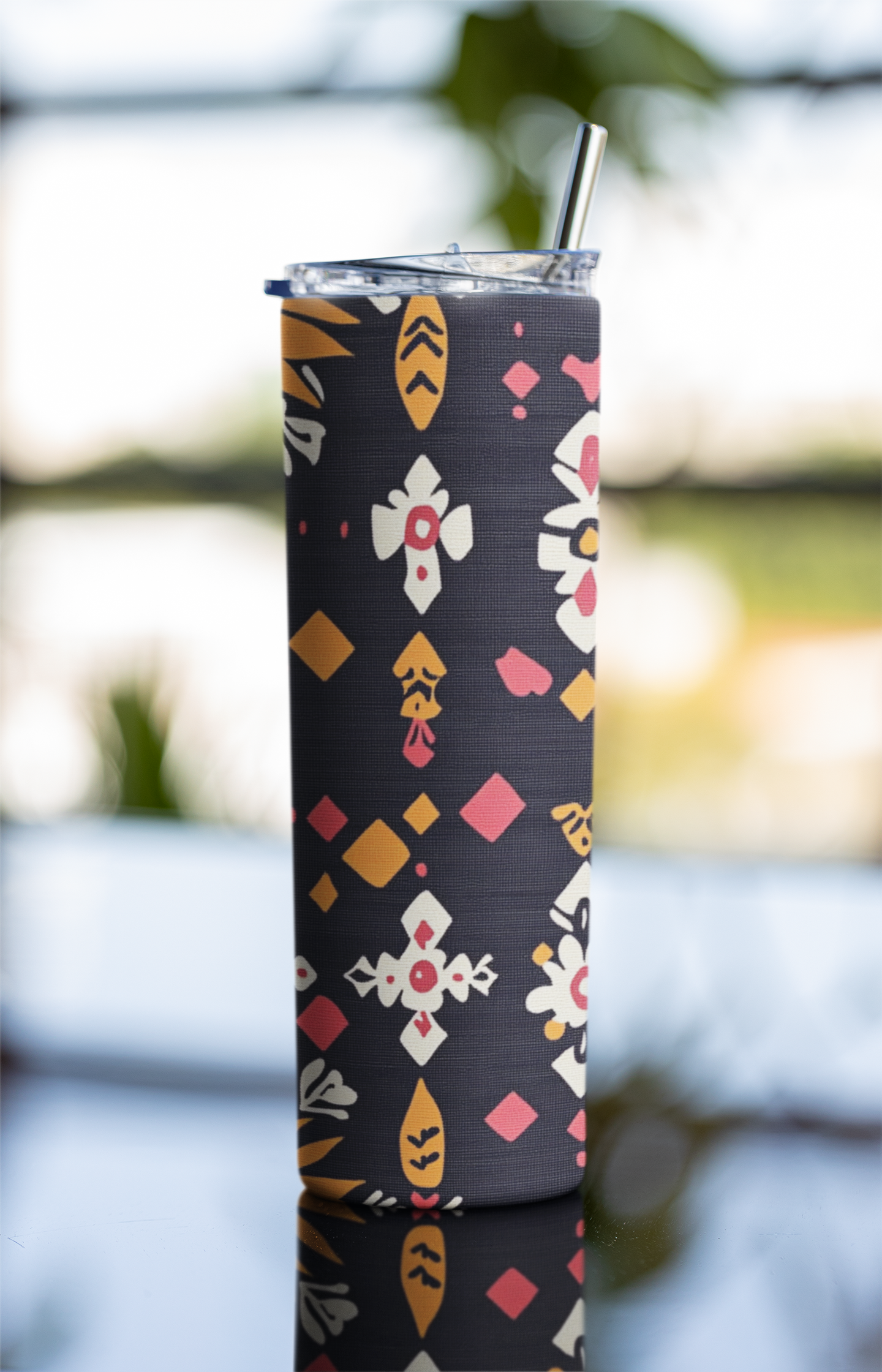 Black forest : Tumbler 600 Ml - (20 OZ ) high-quality stainless steel and feature double-wall vacuum insulation - Folk design